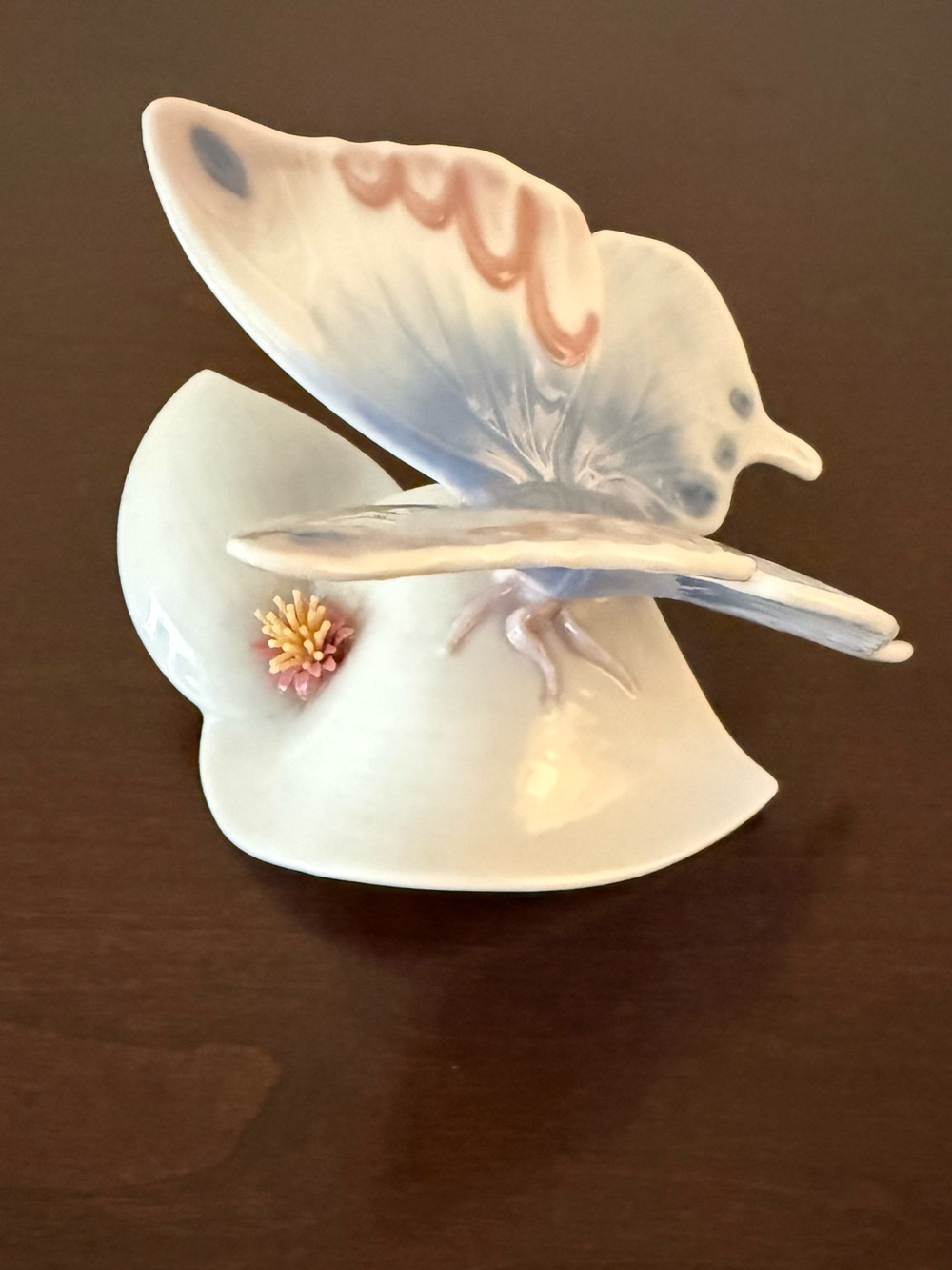Lladro #06589 “Morning Calm” Butterfly and Flower Figurine - Picture 3 of 5